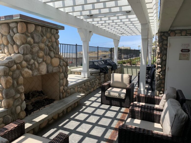 Oak Condominium Timeshare Fireplace BBQ Pergola